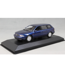 Audi A4 Avant in Dark Blue 1995