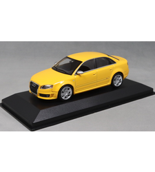 Audi RS4 in Yellow 2004