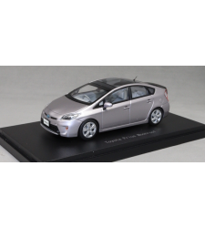 Toyota Prius Moonroof in Light Purple Metallic